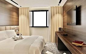 Howard Hotel Paris-Orly Airport